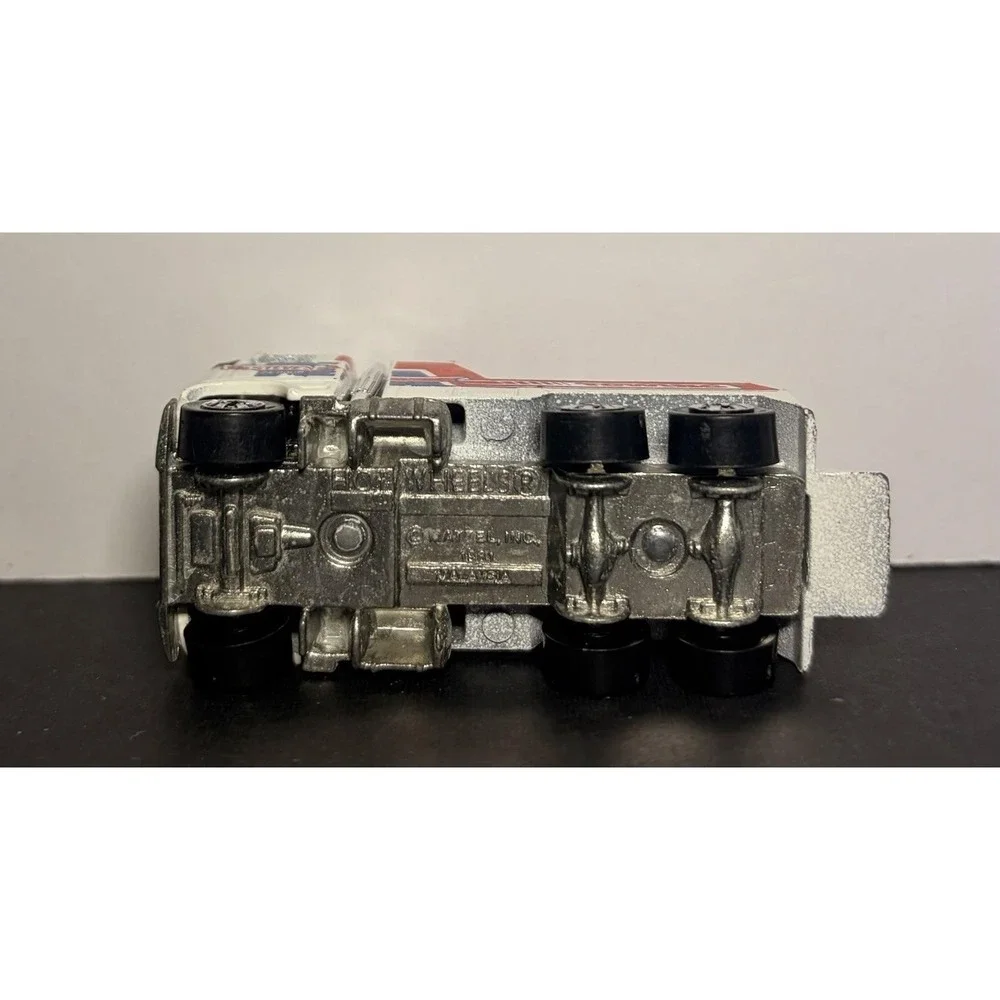 Hot Wheels Workhorses Rig Wrecker Tow Truck Vintage Die Cast Metal Vehicle 1981